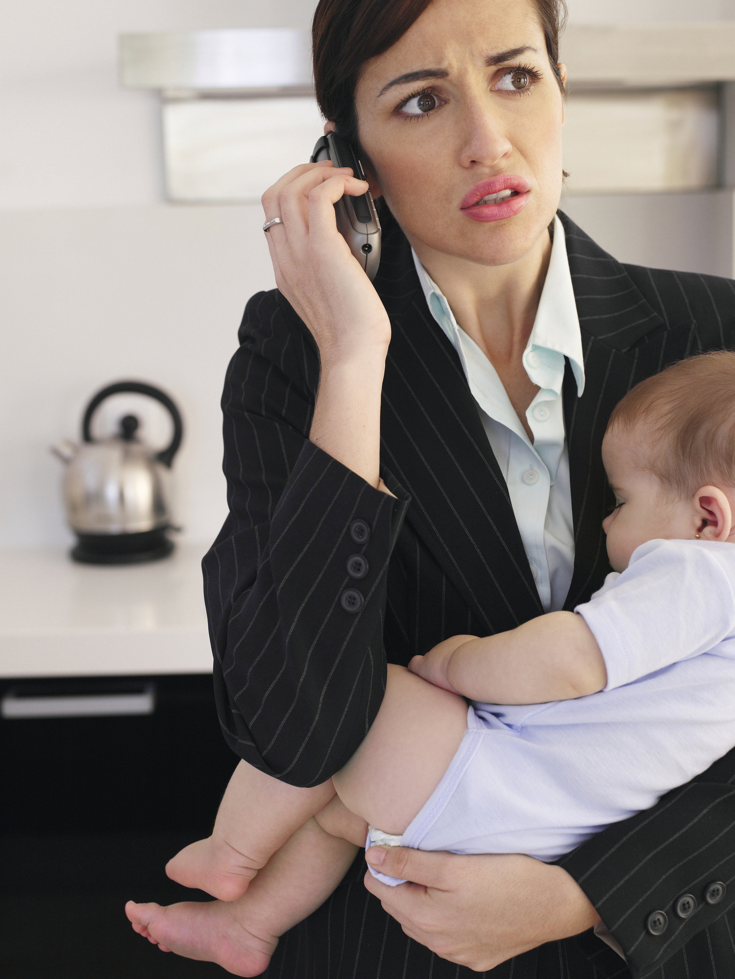 Télétravail : les femmes plus souvent interrompues par des tâches liées à la gestion du foyer