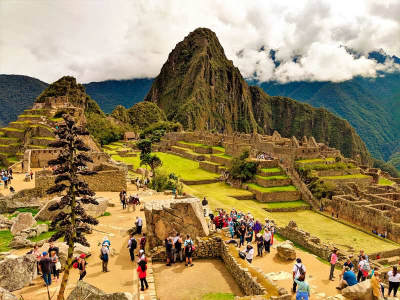 Machu Picchu Le Pérou serre la vis