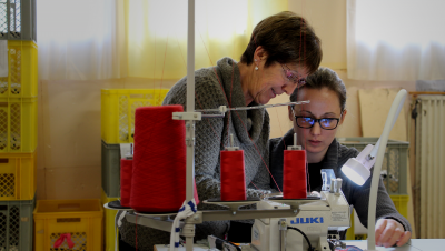 Comment une entreprise textile bretonne s'est sauvée grâce au savoir de ses anciennes salariées