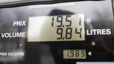 Un litre d’essence, combien ça coûte ?