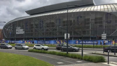 Les stades de foot français, trop grands et trop coûteux