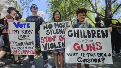 Fusillades : Les États-Unis doivent-ils s'inspirer de l'expérience australienne de rachat obligatoire d'armes ?