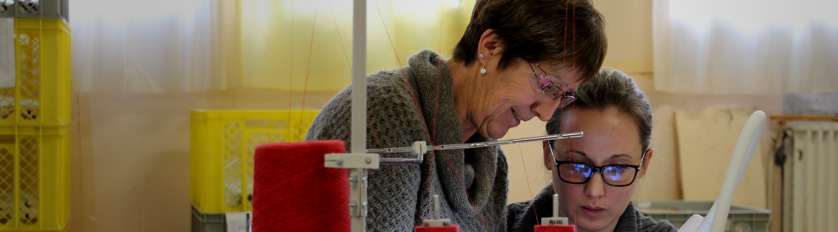Comment une entreprise textile bretonne s'est sauvée grâce au savoir de ses anciennes salariées
