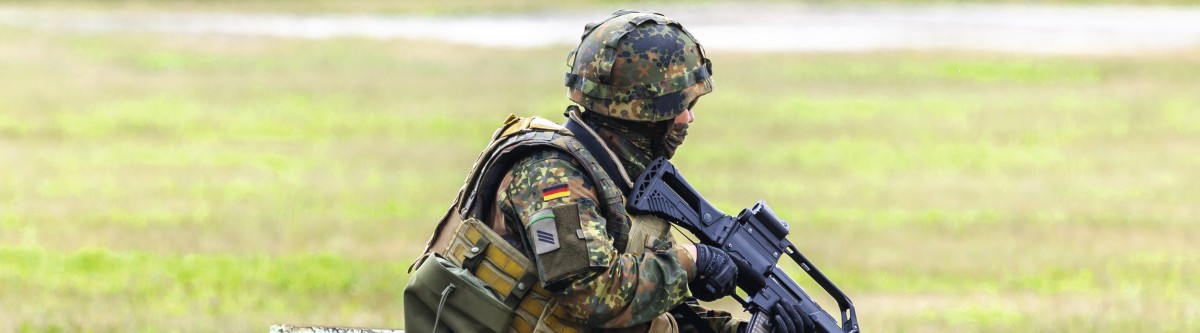 Guerre en Ukraine : en Allemagne, un revirement militaire et diplomatique sans précédent
