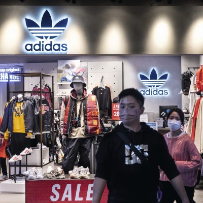 Adidas, après Kanye West, mise sur la Chine et le e-commerce